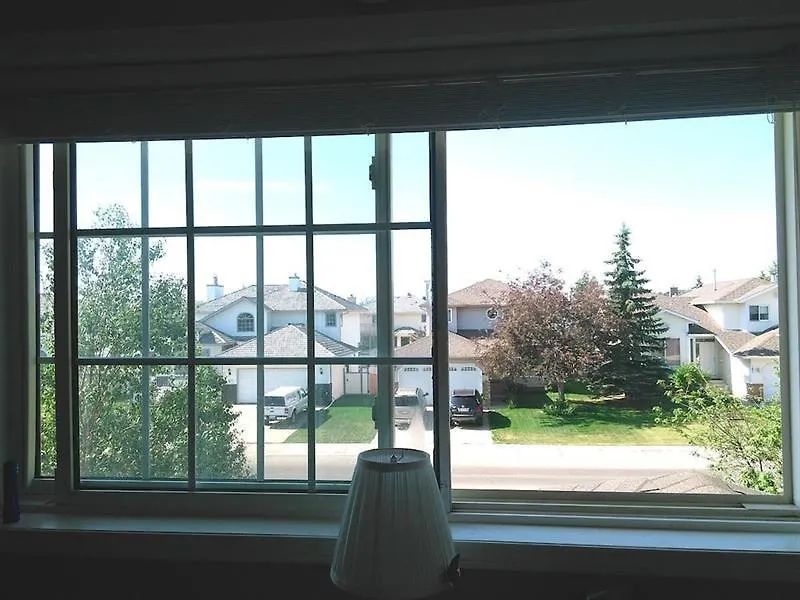 Brother Li Homestay Calgary